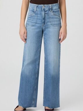 PAIGE Anessa Viva Light-Medium Blue High-Rise Wide-Leg Fray Hem Jeans Size 27